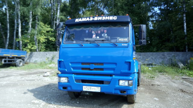 Cедельный тягач КАМАЗ 65116-RB.